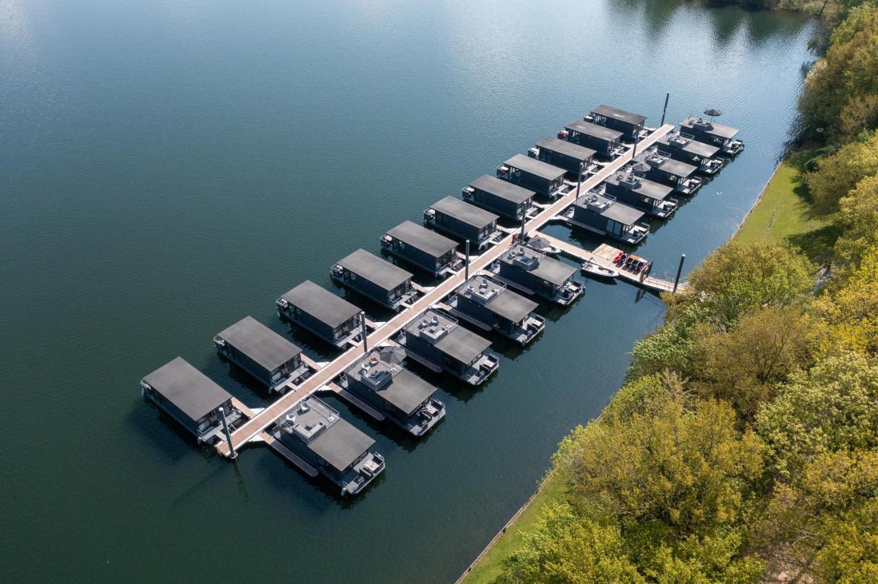 Houseboat Mookerplas Middelaar Exterior photo