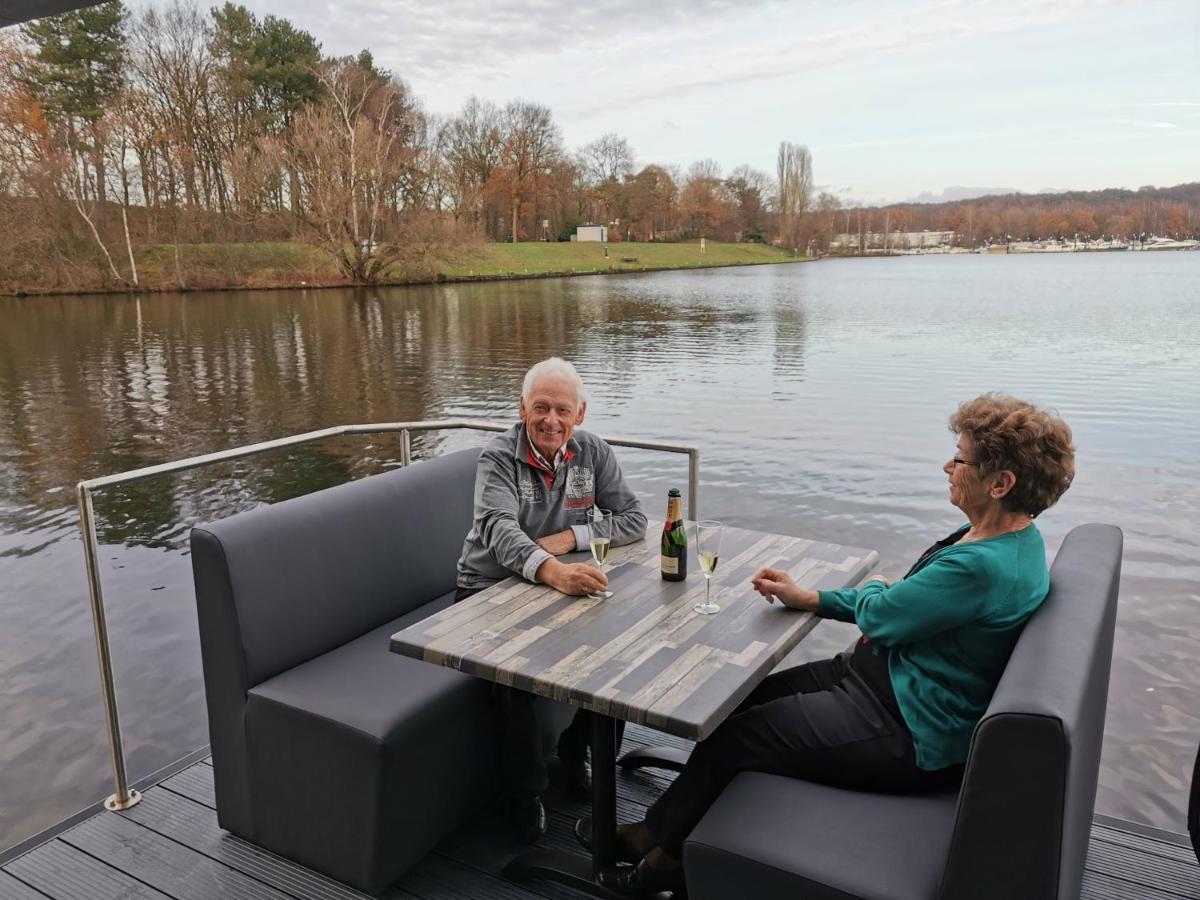 Houseboat Mookerplas Middelaar Exterior photo